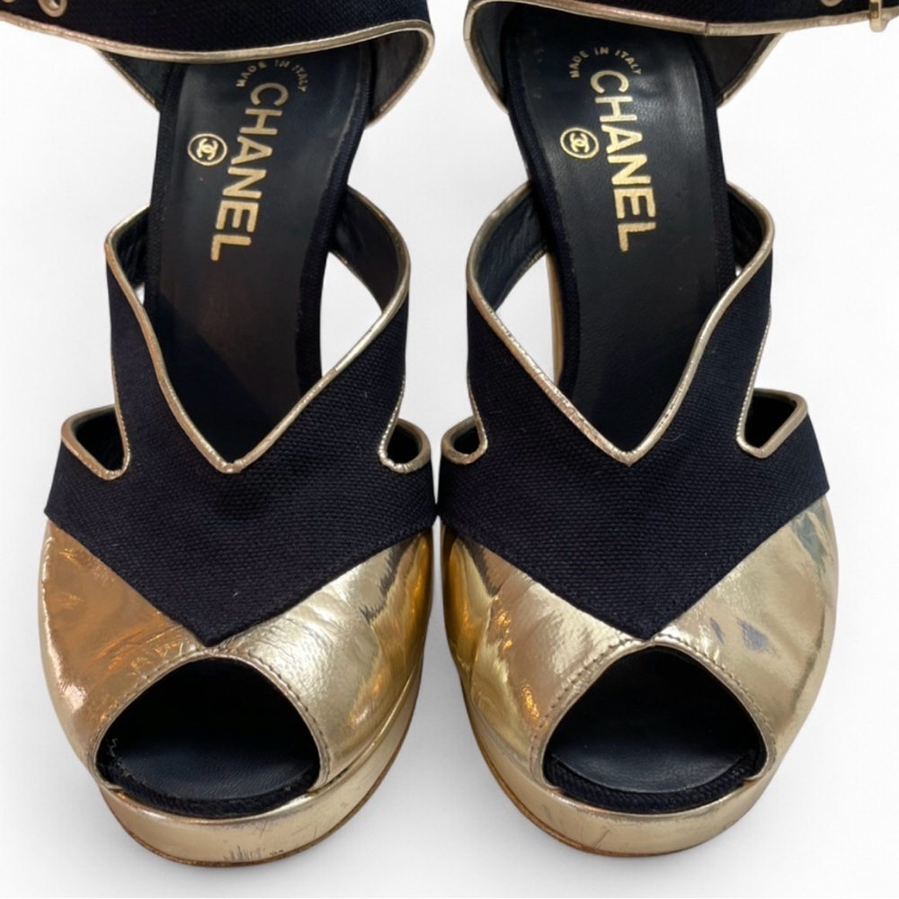 Chanel Gold Leather & Navy Peep-Toe Heels Size 7.5 - Picture 15 of 15